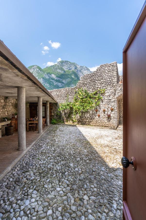 Sleep In Venzone Hotel Exterior foto