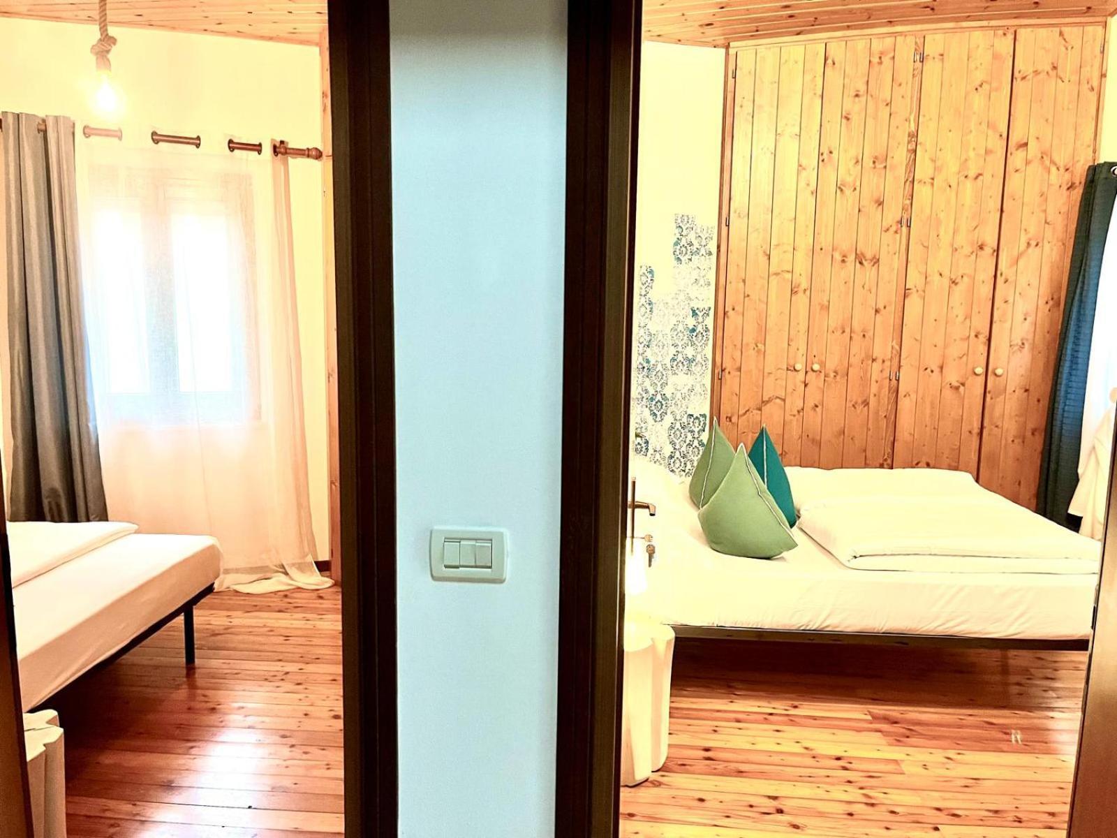 Sleep In Venzone Hotel Exterior foto